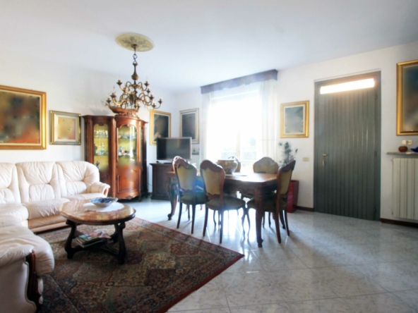 H05 Villa a stezzano 2.1